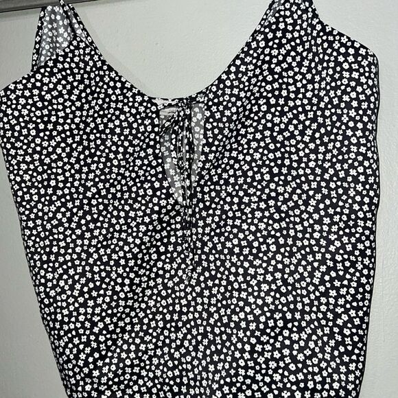 John Galt black-and-white floral crop top - Picture 3 of 6